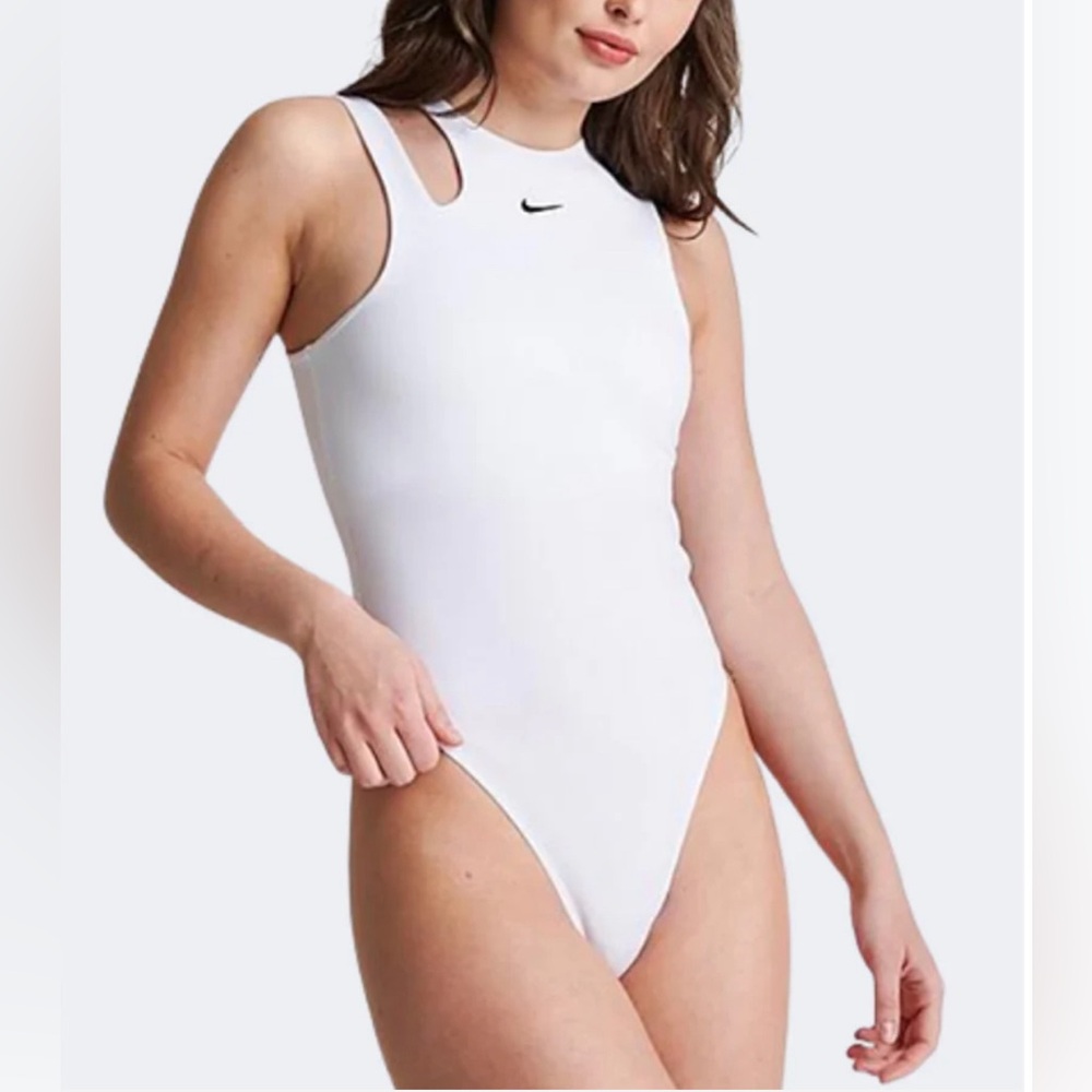 Nike Sportswear Essential Women Lifestyle Body Suit